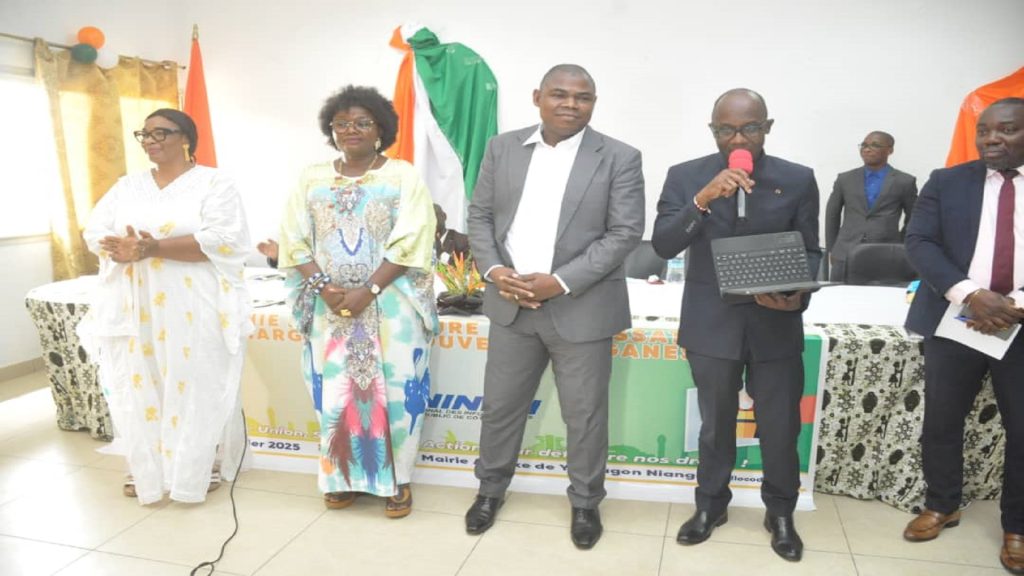Rassemblement des membres du SYNINFCI